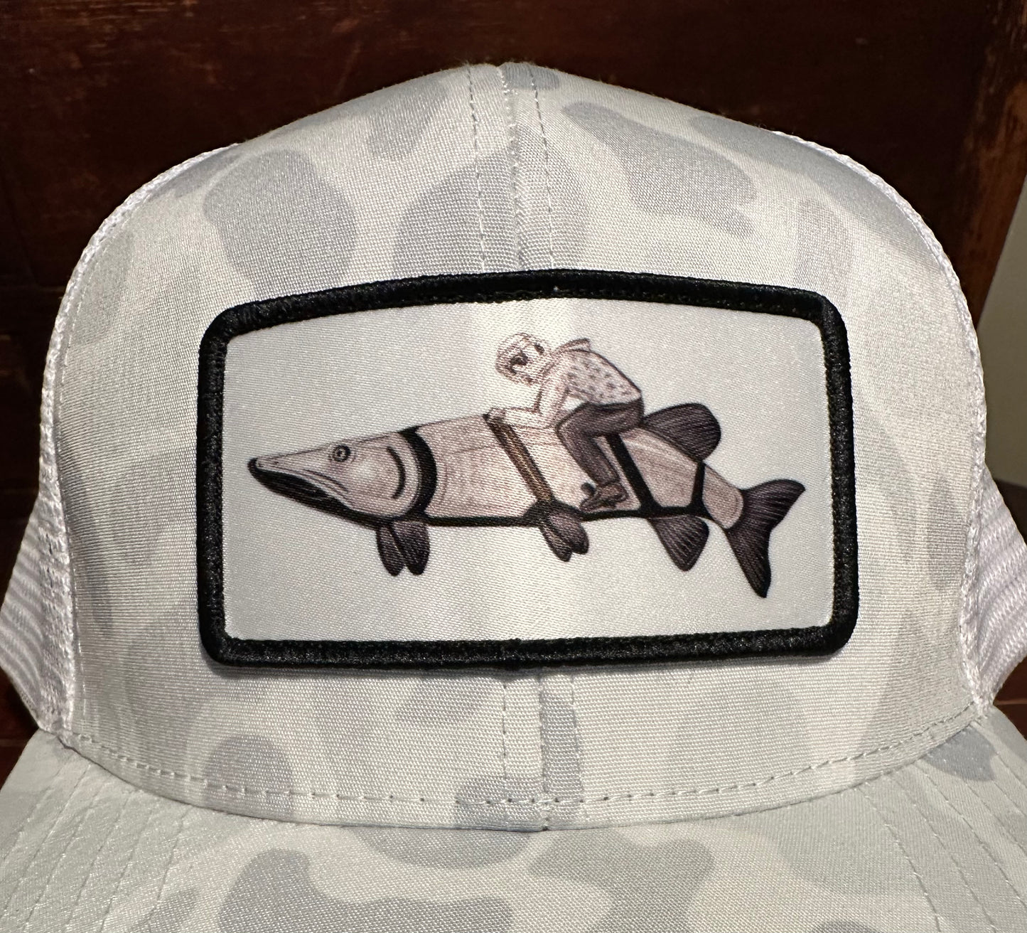 Musky Speeder Sneaux White Trucker